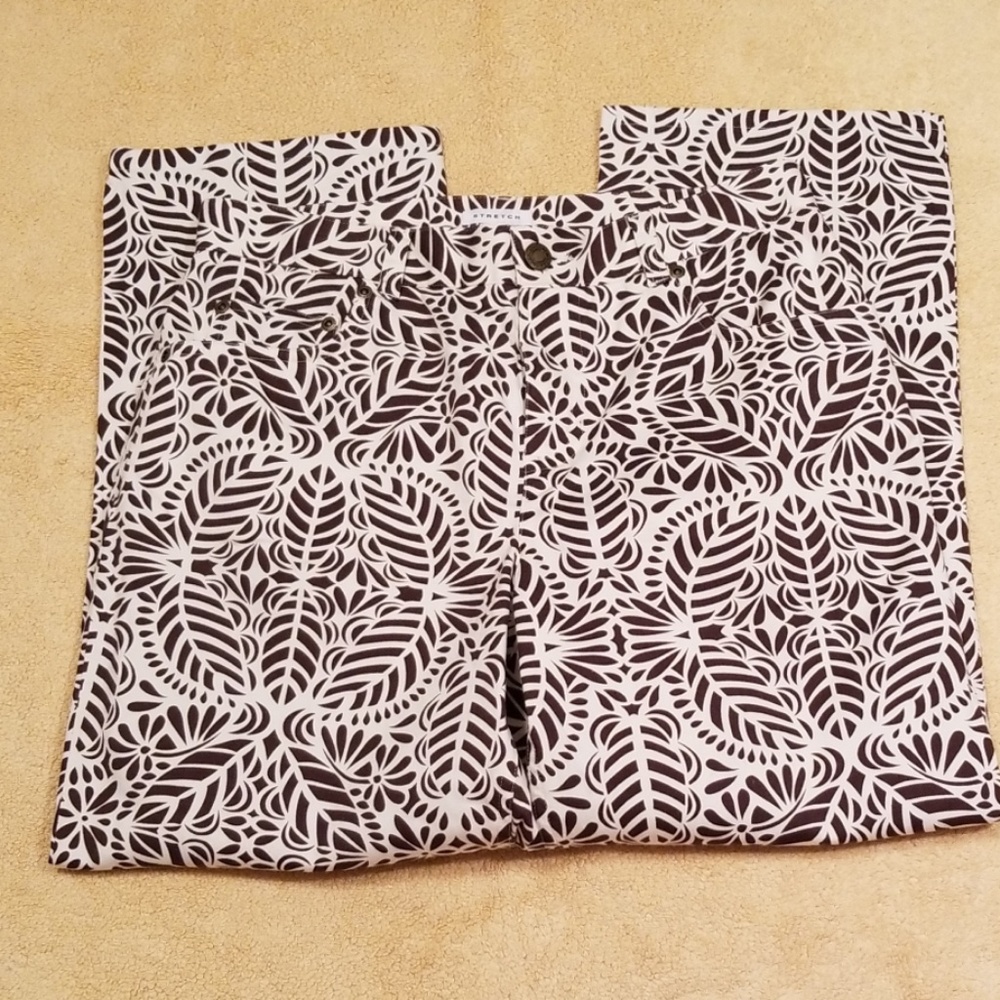 Jones New York Sport Brown & Cream Capris in 6 - Picture 2 of 7